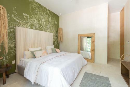 Exclusive Apartment, Unique Design, Shared Pool And Wifi