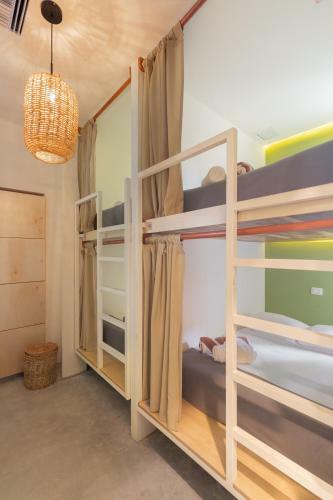 Oostel Smart Hostel - Tulum Pueblo