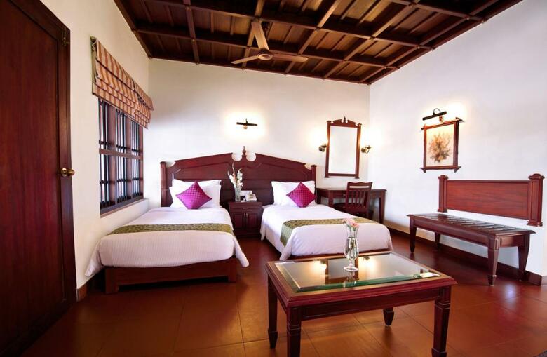 Hotel Lake Palace Resort