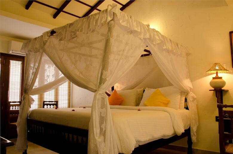 Hotel Punnamada Resort
