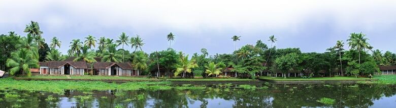 Hotel Punnamada Resort