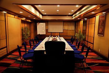 Hotel Gokulam Park
