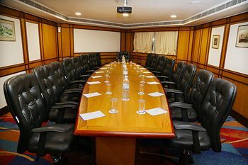 Hotel Gokulam Park
