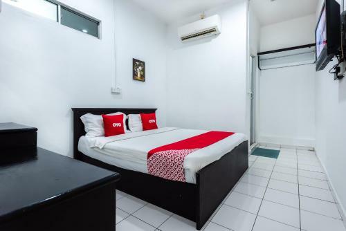 Oyo 89621 Aradah Hotel