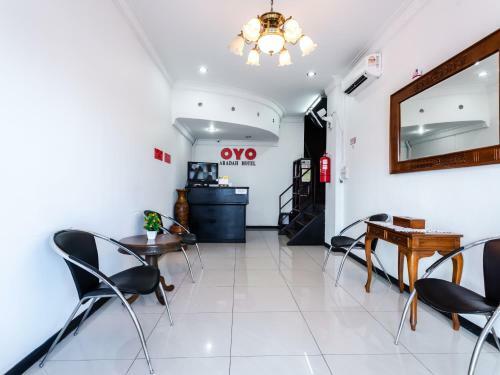 Oyo 89621 Aradah Hotel