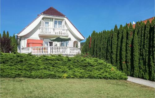 Holiday Home Hegyalja Utca-vonyarcvashegy