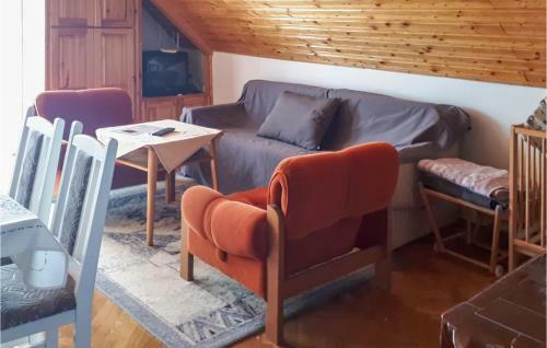 Holiday Home Hegyalja Utca-vonyarcvashegy