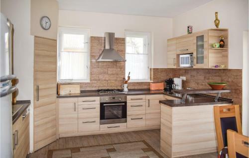 Holiday Home Fiumei U-balatonbogl�r