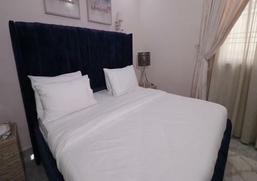 Marshall Hotel Apartments