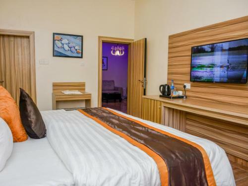 Bedouin Hotel & Suites