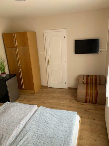 Zsuzsa Apartman Hajd�szoboszl�