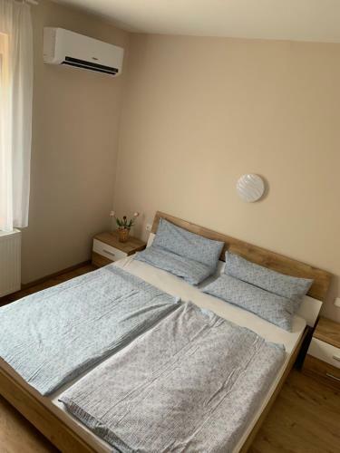 Zsuzsa Apartman Hajd�szoboszl�