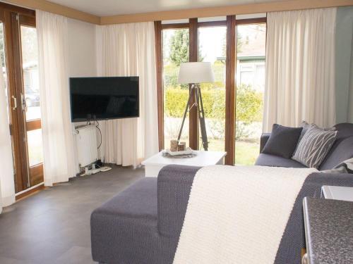 Relaxing Holiday Home In Hulshorst With Terrace