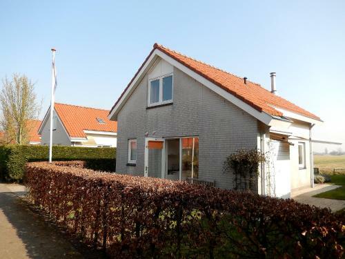 Holiday Home De Witte Raaf-2