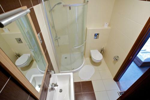 Hostal Airport Wellness Panzio