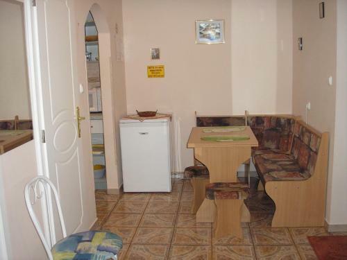 Kaktuszvir�g Apartmanh�z