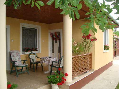 Apartamento K�tai Vend�gh�z