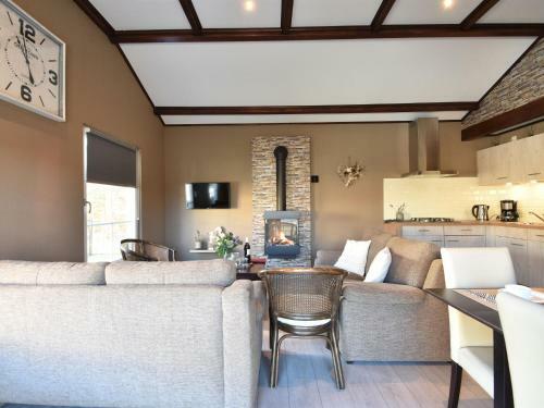 Premium Chalet In Sint Annaland With Garden
