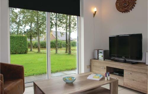 Three-bedroom Holiday Home In Tzummarum