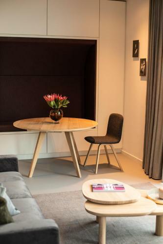 Creative Valley Nest ? Luxury Rooftop Apartments