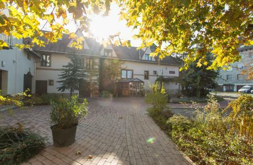 R�v�sz Hotel, Restaurant And Rosa Spa