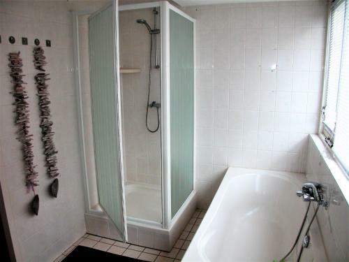 Peaceful Holiday Home In Zeewolde With Swimming Pool