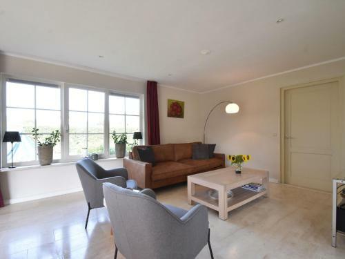 Alluring Holiday Home In Zeewolde Near Forest