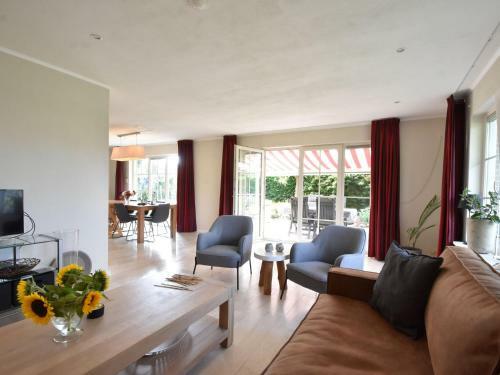 Alluring Holiday Home In Zeewolde Near Forest