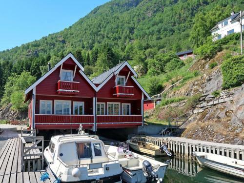 Holiday Home Jambueggi - Fjs611