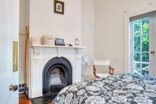 Classic 3br Home Just Steps To Ponsonby Rd