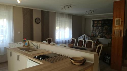 Apartamento Forr�s-g Vend�gh�z