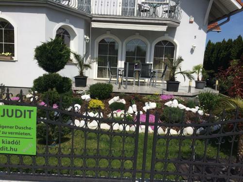 Bed & Breakfast Judit Vend�gh�z