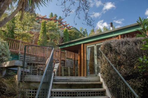 Alpine On Oregon - Hanmer Springs Holiday Home