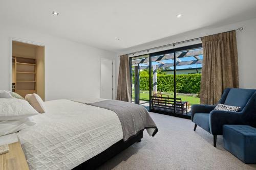 Roys Bay Lodge - Wanaka Holiday Home
