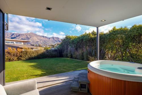 Picture Perfect - Wanaka Holiday Home