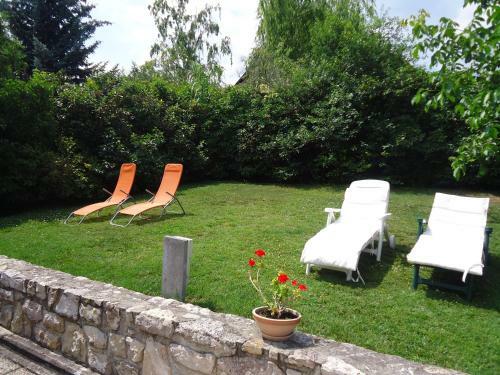 Bed & Breakfast Gomb�s K�ria Mension