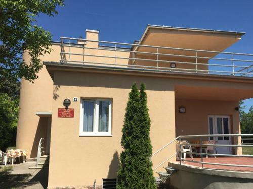 Hostal S�le Apartments & Rooms
