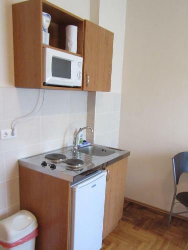 Hostal S�le Apartments & Rooms