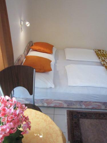 Hostal S�le Apartments & Rooms