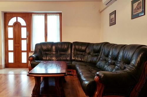 Hostal Villa Teleki