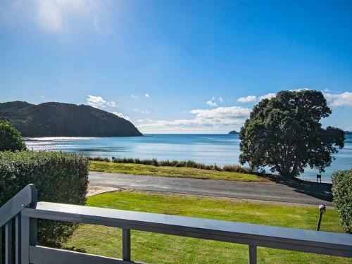 Pencarrow Cottage - Russell Holiday Home