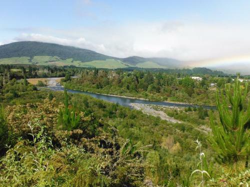 Romahapa - Turangi Holiday Home