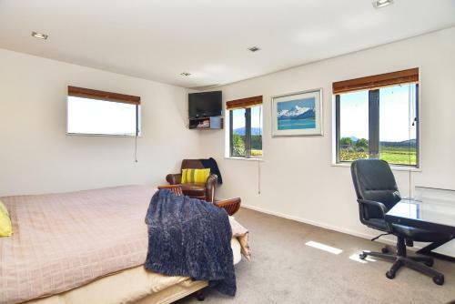 Cedarwood - Christchurch Holiday Homes