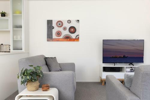 Apartamento Sunny And Spacious - Moments From The Beach And Downtown