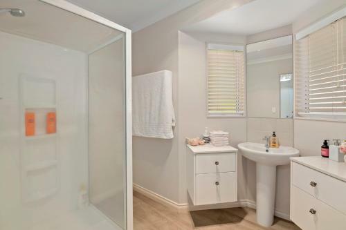 The Castle - Tauranga Holiday Home
