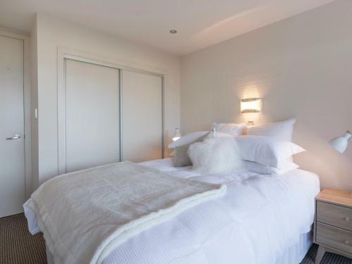 Central Style - Queenstown Holiday Home