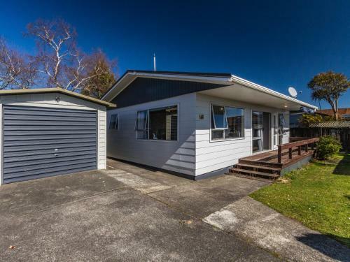 Snowdrop Cottage - Ohakune Holiday Home