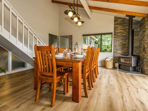 98 On Clyde Spa Retreat - Ohakune Holiday Home