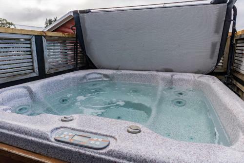 Snowmass Spa Escape - Ohakune Holiday Home