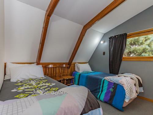 Cosy Warm Log Cabin - Ohakune Holiday Home